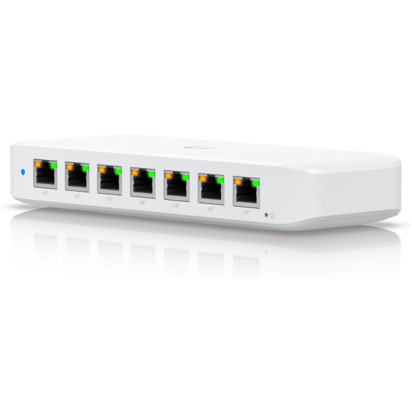 Ubiquiti Ultra Managed L2 Gigabit Ethernet (10/100/1000) Power over Ethernet (PoE) White