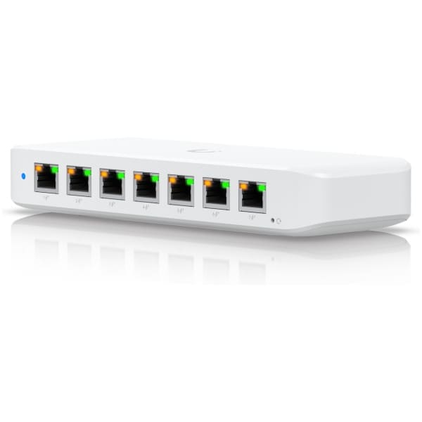 Ubiquiti Ultra 210W Managed L2 Gigabit Ethernet (10/100/1000) Power over Ethernet (PoE) White